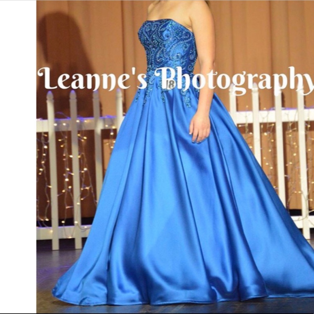 Morrell Maxie prom/ pageant dress! - Picture 3 of 5